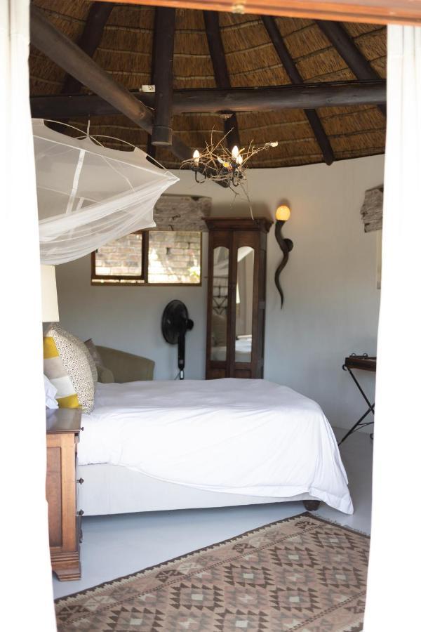 이스트런던 Loerie Hide B&B 외부 사진