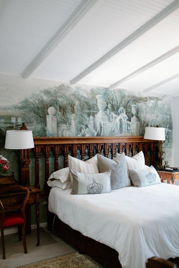 이스트런던 Loerie Hide B&B 외부 사진